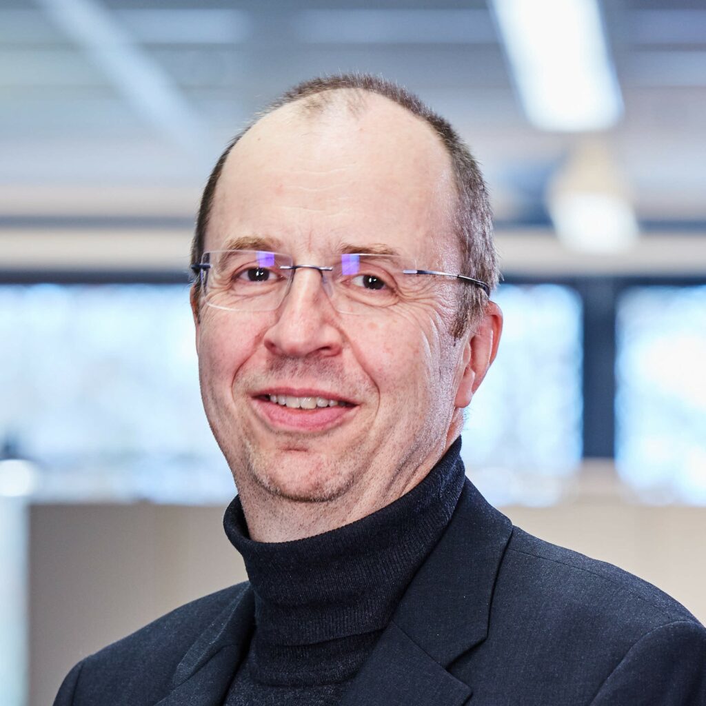 Prof. Dr. Roland Böhmer